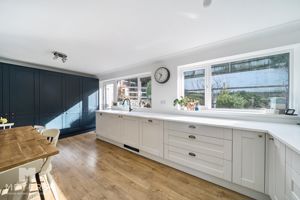 Photo 16- click for photo gallery